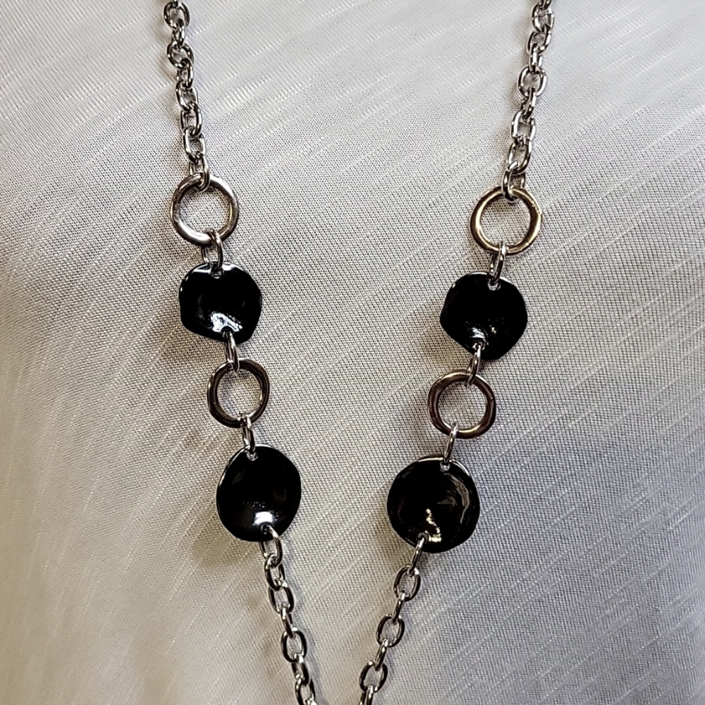 Stein Mart Long Silver Plated Rope Black Metal Y Tassel Necklace 40.5" - Picture 5 of 6